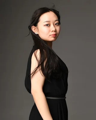 On Friday 31st October, Manami Suzuki performs a solo recital at the Tokyo Opera City Concert Hall. 
Multi-award-winning Japanese pianist Manami Suzuki made history in 2024 as the first Japanese pianist and the first female pianist to win the prestigious Hamamatsu International Piano Competition in Japan, alongside the Chamber Music Award and Audience Prize. 
She'll perform works by Schubert and Faure:
Schubert: Valses nobles, op.77, D969
Schubert: Piano Sonata No.18 in G major, D894 "Fantasie"
Fauré: Theme and variations in C-sharp minor, op.63
Fauré: Nocturne No.6 in D-flat major, op.63
For more information and tickets, visit the link below
operacity.jp/en/concert/calendar/detail.php?id=17496
@suzukimanami___