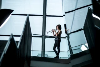 Selina Ott premieres the new trumpet concerto, Bestia, by Ryan Latimer at the Barbican tonight, with the BBC Symphony Orchestra, conducted by Fabien Gabel. Latimer’s brand-new concerto takes its inspiration from the wildlife (real or imaginary) of Florida.

Programme:
Bernard Herrmann - Suite from ‘Vertigo’
Ryan Latimer - Bestia: Concerto for Trumpet and Orchestra (with Selina Ott)
Terence Blanchard - Suite from ‘Fire Shut Up in my Bones’ (UK Premiere)
Erich Wolfgang Korngold - Sea Hawk

Performers:
BBC Symphony Orchestra
Fabien Gabel, conductor
Selina Ott, trumpet

barbican.org.uk/whats-on/2026/event/making-america-blanchard-herrmann-latimer

@selinajasminott  @barbican_centre @bbcsymphonyorchestra